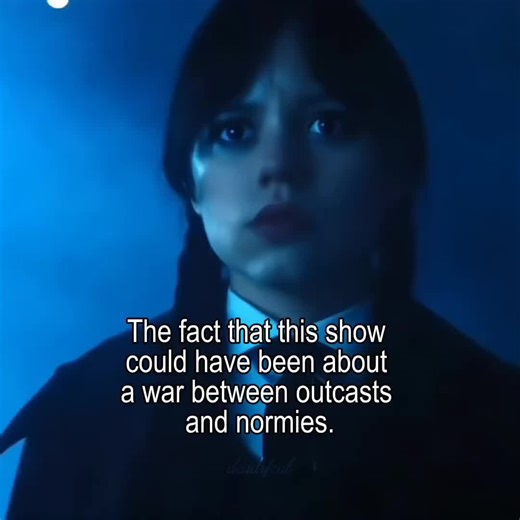 In season 1, we can see racism from normies toward outcasts through characters like Donovan, Tyler, Marilyn, and others. This could have been explored in a much deeper and more interesting way. Normies taking powers from outcasts to become stronger and wipe them out, just like Crackstone wanted, would have made a compelling storyline. That could also explain why someone would want to kill Enid. She is the most powerful outcast, an alpha. If they could kill her, they could eliminate the rest of t