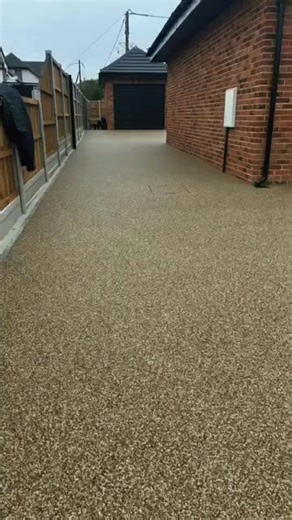 From raw materials to a flawless finish, this project shows what Resin Mill systems are made for.⁠ ⁠ Watch our premium resin bound surfacing being expertly installed by @andyharragan and his team, delivering a smooth, durable and visually striking result. Laying Resin Mill's crack reduction membrane over the complete driveway ensures added strength, stability and long term performance.⁠ ⁠ As the supplier, we are proud to support installers with resin systems built for permeability, durability an