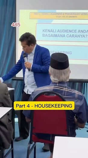 SEHEBAT MANAPUN EMCEE MESTI BUAT REHERSAL #kursusemceeprodanversatile #emceemalaysia #helmigimmick #helmigimmicktiktok #helmi #helmigimmickartis #dewanhelmigimmick #fypシ #acedemyhelmigimmick #pkr #madanichannel #BarisanNasional #helmi_tiktok | Helmi Gimmick Entertainment