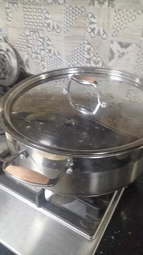 Cooking with Stainless Steel Pots: A Kitchen Guide