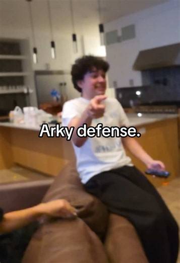 Arky made sure Santi couldn't rizz Joy Mei 😭💀 #arky #joyymei #fyp #funny