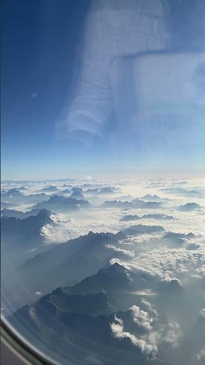 🌤️✨ The view from a plane | Clouds & Mountains ✈️🌎
