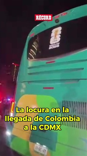 ¡LOS RECIBIERON CON TODO!🤩🔥 La selección de Colombia ya llegó a la Ciudad de México para su partido de mañana ante Uzbekistán y así los recibieron en su hotel.