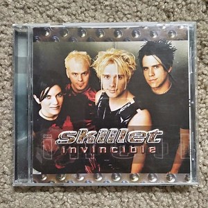 Skillet - Invincible