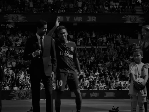 Neymar's Skills: Paris vs. Barcelona Highlights