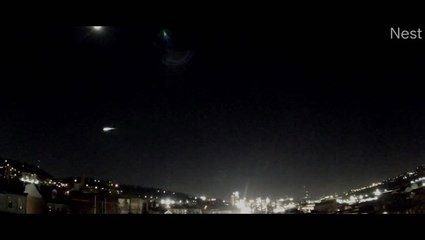 Huge fireball streaks across skies seen over numerous US states and Canada