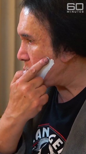 No one does a #makeuptutorial quite like @genesimmons! #60Mins #kiss #kissband #endoftheroad #paulstanley #demon #starchild