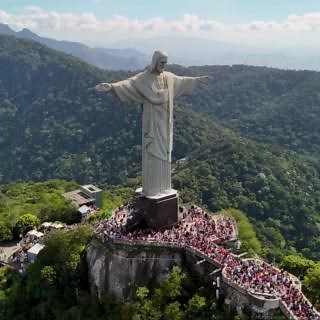 This #TravelTuesday, let’s discover Rio de Janeiro: Carioca Landscapes between the Mountain and the Sea! 🇧🇷🏞️ A city shaped by nature, Rio sits between lush mountains and the Atlantic, creating one of the most breathtaking urban settings in the world. Recognized for its outstanding universal value, this site was inscribed on the UNESCO #WorldHeritage list in 2012. The World Heritage List safeguards both cultural and natural treasures, ensuring their preservation for future generations. Rio’s 