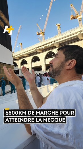 147K views · 9.7K reactions | Cet homme a marché 6500km pour se rendre à La Mecque et accomplir le grand pèlerinage musulman : le hajj. Parti d’Angleterre il y a près d’un an, Adam Mohammed vient d’atteindre la Kaaba. Il fait part de son émotion. | AJ+ français | Facebook