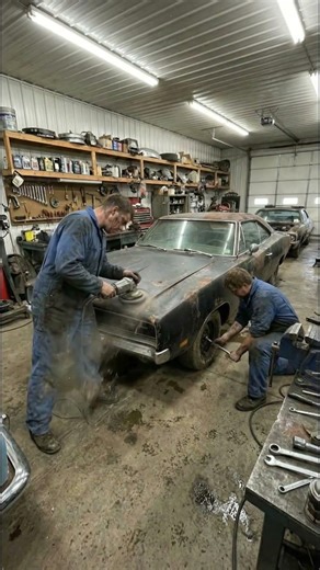 How They Saved This Rotting 1969 Dodge Charger #musclecar #restoration