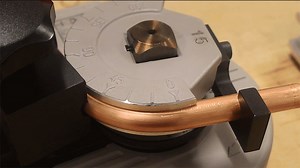 The new Robend 4000 E cordless pipe bending machine easily and efficiently bends copper pipe. For more information, view our PDF at the link below or contact us directly http://www.rothenbergerpromotions.co.uk/Promo/ROBEND_4000.pdf | ROTHENBERGER