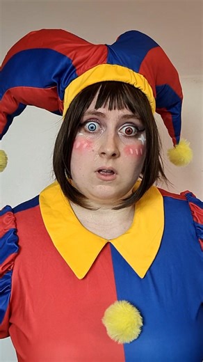 "You're too fat to cosplay" 🤡