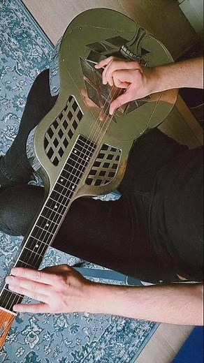 Classic 12-Bar Blues Shuffle on Lap Steel in Open D #acousticblues #blues #guitar #slideguitar