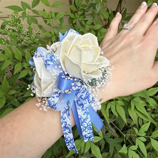 Custom Flower Corsage and Boutonnière Set Made With Sola Wood Flowers - Etsy