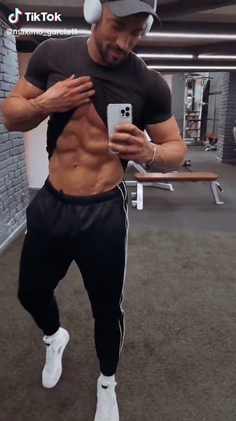 Morning guys 😀 #training #boy #model #medellin