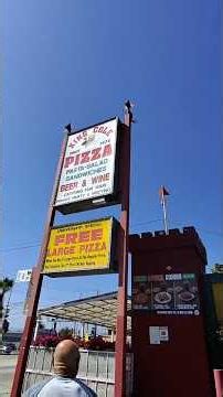 Best pizza in Los Angeles California 🍕#losangeles #kingcolepizza #pizza #boyleheights #eastla