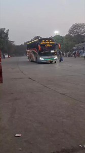 21K views · 953 reactions | Bus #foryoupagereels #trendingreelsvideo #usareels #bus #artist #Pakistan #art #coach #usa | Farooq Ahmed | Facebook