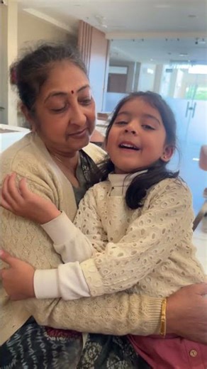 Meri Maa Pyari Maa 😭 | Emotional Hindi Song for Mom | Maa Status Song