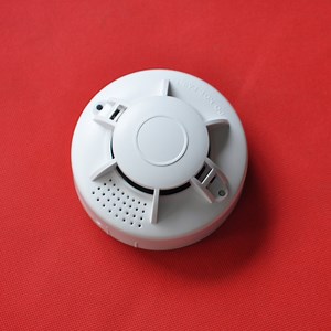 [Hot Item] Fire Alarm Sensor Monitor Tester High Sensitive Photoelectric Wireless Smoke Detector for Home Security System Cordless