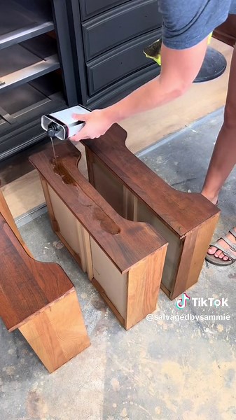 Transforming a $100 Thrifted Dresser | Furniture Flipping DIY