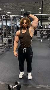 13K views · 369 reactions | Quick TRICEP workout  Get back on track fam. Get back in the gym, knock this out and build some momentum! All starts with day one  @youngla, code: Uzoma ❤️‍ - 1.)Single Arm DB French Press (5 X 5-10 reps) 2.)V-Bar PUSHDOWN (5 X 6-12 reps) 3.)Weighted Dip Machine (5 X 8-15 reps) . . . #fitness #triceps #tricepworkout #workoutroutine #gymlife #gymmotivation #bodybuildingmotivation | Uzoma Obilor | Facebook