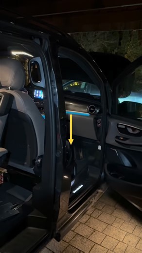 🔥 CarPlay & Android Auto na pełnym ekranie? Tak — to możliwe! Koniec z małym oknem i niewykorzystanym ekranem w Twoim aucie 🚗📱 Aktywacja full screen = lepsza nawigacja, więcej wygody i nowoczesny wygląd systemu. ✔️ Pełny ekran ✔️ Lepsza czytelność map ✔️ Komfort podczas jazdy Napisz, sprawdzimy czy Twój model obsługuje aktualizację 👇 #carplay #androidauto #fullscreen #retrofit #mercedes | SOS AUTO