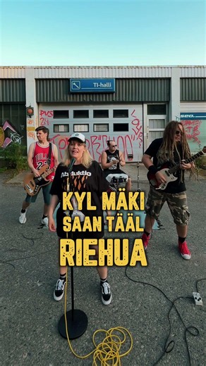 Pummi, laiska, hyödytön paska,