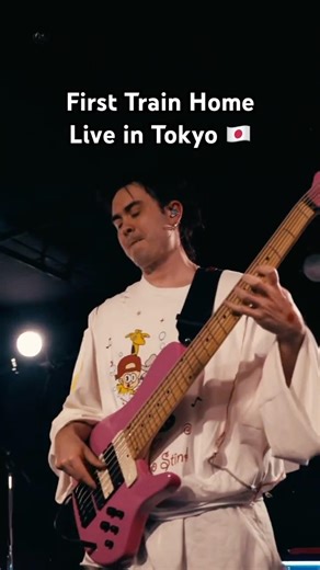 Going in hard with Henrik Linder live in Tokyo 🇯🇵