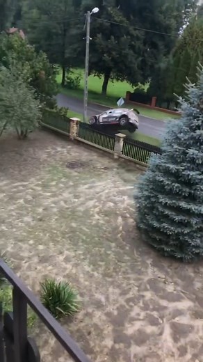 Ouf. 😳 #racing #race #rallye #reels #rallyracing #rallycar #rallylife #rally #wow #auto #motor #motorsport #tiktok #youtube #instagram #facebook #carphotography #carporn #cargram #cars #car #carinstagram #crazy #course #crash #fail #fails | BOHERACING