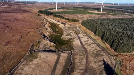 We've planted thousands of native broadleaf trees at two of our sites in South Lanarkshire, including the now decommissioned Dunside Reservoir. 👀Check out how the reservoir was drained, the dam breached, a natural watercourse reinstated and 10 hectares of land planted up with trees as part of our woodland creation programme 🌳 We also planted native trees on almost 29 hectares of land at Glengavel Reservoir, with the combined carbon savings of both sites set to total over 22,800 tonnes over the