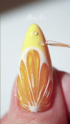 Najmodniejsze kolory paznokci na wiosnę i lato od MollyNails 💅 | Allepaznokcie.pl #nails