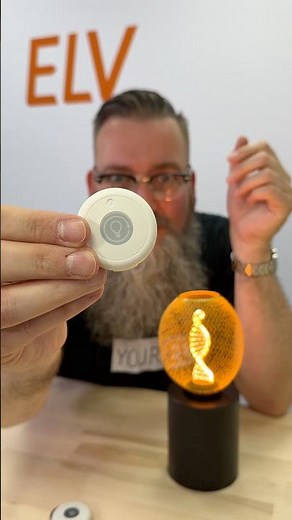 Multi-talented keychain remote control 💡