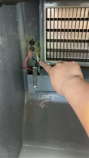 Manitowoc undercounter Ice machine not making ice because of running water