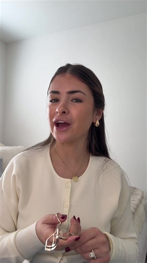 GABI BLACKWELL (@itsgabriellannalisa)’s video of inner magnetism book