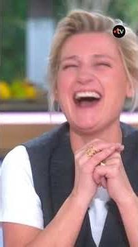 A disabled president at the Élysée Palace? "Everything should be made accessible," Artus points out.