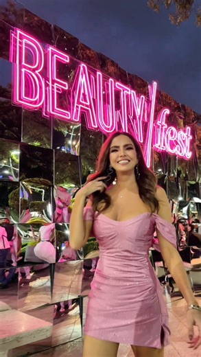 1.1K views · 2.9K reactions | " ¡El #BeautyFest ya llegó! ✨ y les puedo decir que es una experiencia única. No se lo pierdan en la explanada de Liverpool Insurgentes del 25 al 28 de septiembre.  #BELLEZALIVERPOOL #Publicidad #PinkyLook | Pinky Promise TV | Facebook