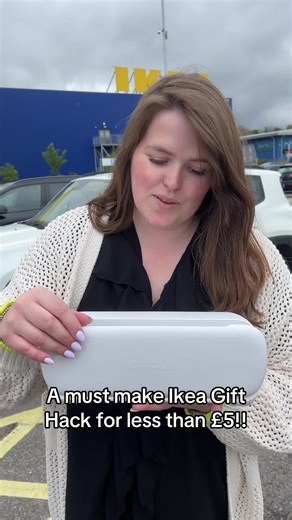 DIY Pressed Flower Frame Tutorial for Mother's Day