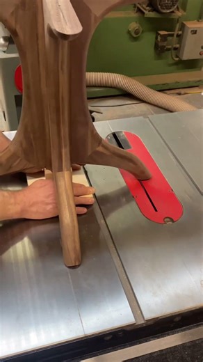 Perfectly level table base | Tips & Tricks