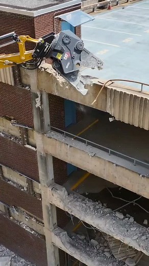 POV: Building vs. High Reach (Spoiler: High Reach Wins) . . . #pov #demoplusgroup #wedomorethandemo #demolition #demolitionexperts #demolitionservices #nashvilletn #heavyequipment #smashville #musiccity #highreach #highreachdemolition #dirtworld #earthwork | Demo Plus Group, Inc