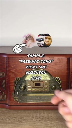 On this day in 2003, Freeway dropped his debut album Philadelphia Freeway. “Free” Sample 🔥