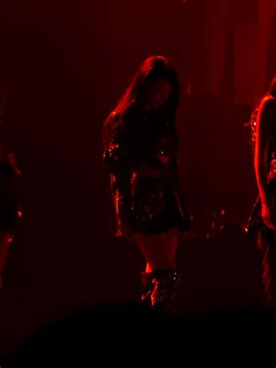 LE SSERAFIM Tour Encore in Seoul: Easy Crazy Hot