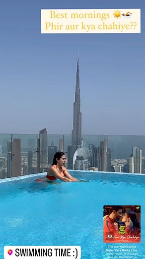 Swimming Sara 🌊 Sara Ali Khan took a dip in the infinity pool overlooking the Dubai skyline | BollywoodHungama.com