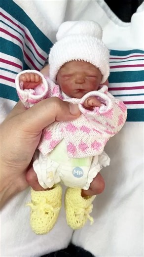 Real Micro Premature Babies: Size and Care