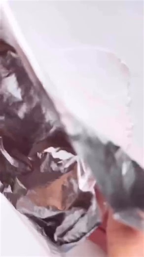 CHERITH LOPER | Jewelry on Instagram: "Making silver polymer clay statement earrings. A lot of makers ask how these reels reach non-followers — I’m turning it into a short guide soon. 💃🏽🪩💋 __________________________ #polymerclayearrings #polymer_clay #myfimo polymer clay earrings, how to make earrings, handmade jewellery, Irish jewelry, slow made fashion, how it’s made reels, fimo clay, how to make polymer clay earrings, statement jewellery, marbled effect earrings, marbled polymer clay, fau