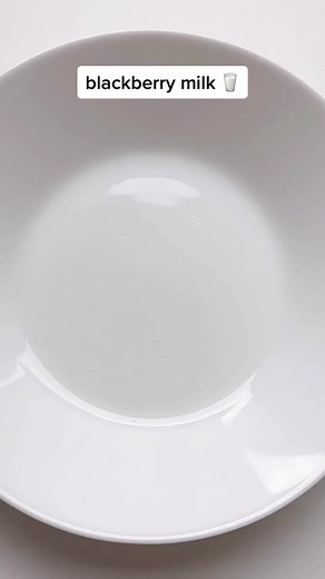 Easy and Refreshing Blackberry Milk Recipe