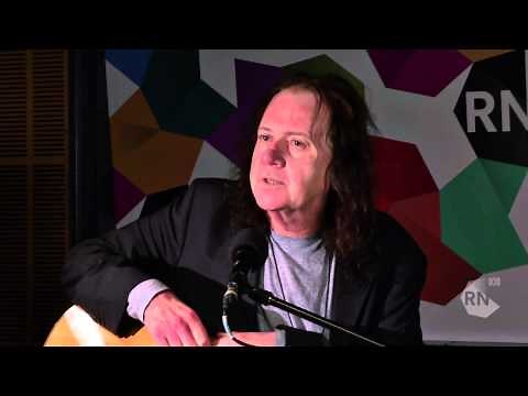 The Saints lead singer Chris Bailey - live in the studio [HD] Inside Sleeve, ABC RN