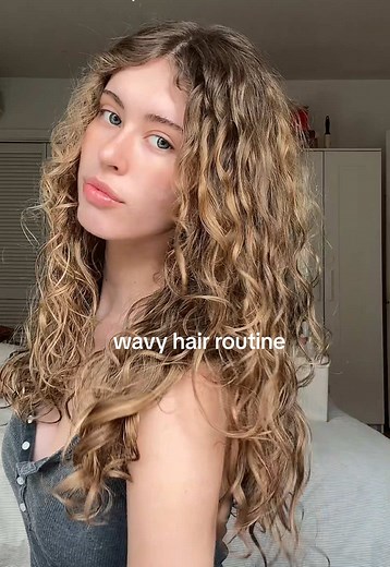 2A Hair Routine for Gorgeous Wavy Styles