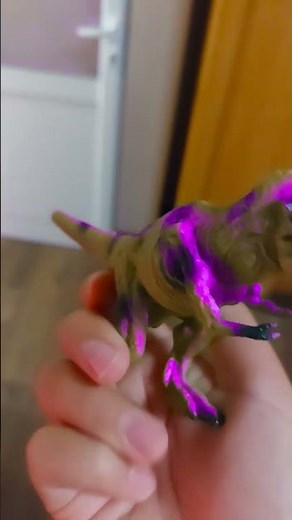 What happened when the dinosaur is purple 😦🦖