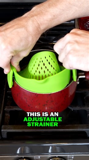 24K views · 231 reactions | This adjustable strainer, heavily advertised online, is designed to clip onto the side of most pots for straining pasta, fruits, vegetables, and other foods. While I'm not sure if it's necessarily better than a traditional strainer, it does get the job done. | Freakin' Reviews | Facebook