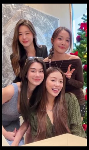 Festive Vibes for Christmas Celebrations